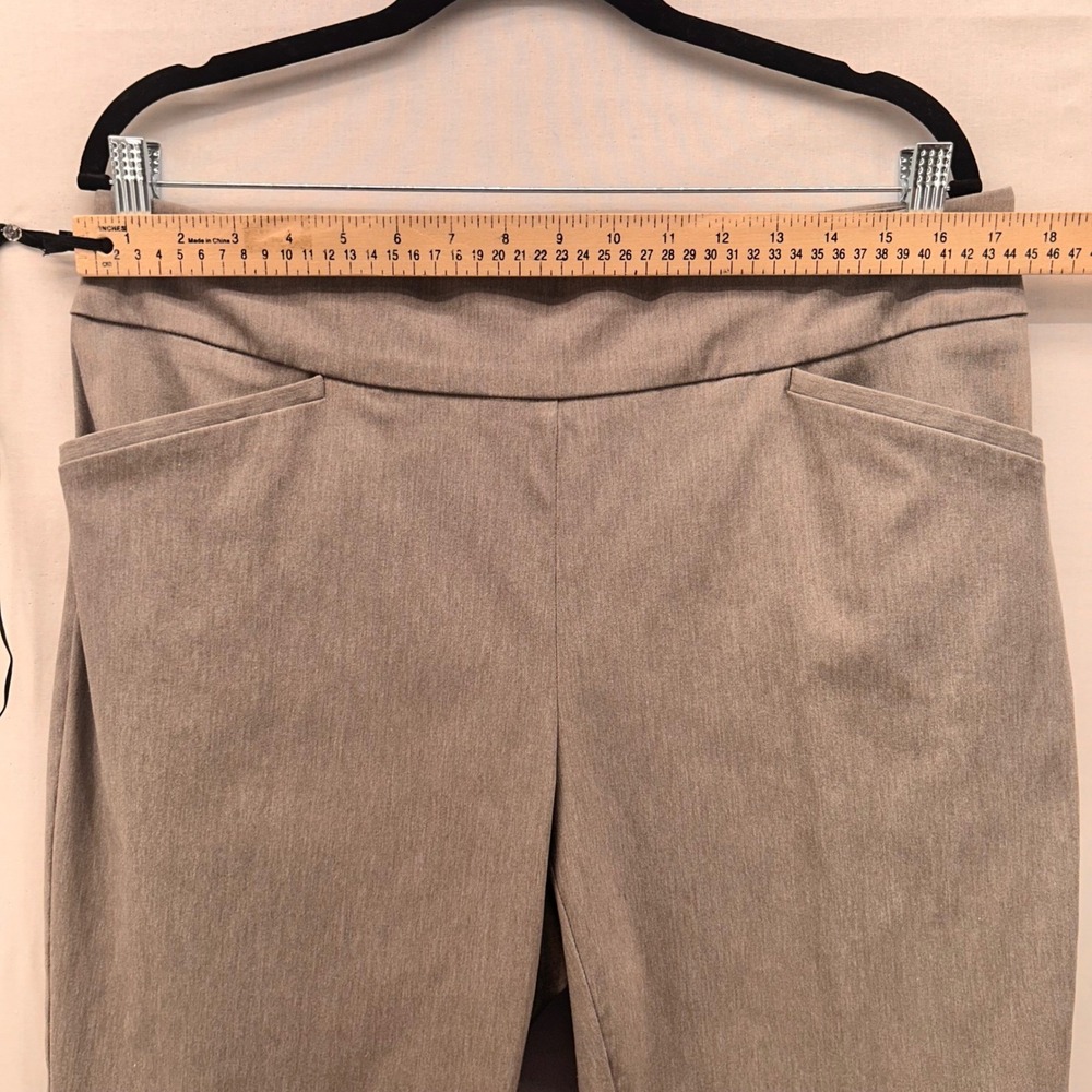Chicos Pull On Pants‎ Gray Large Or 2 - Picture 14 of 16